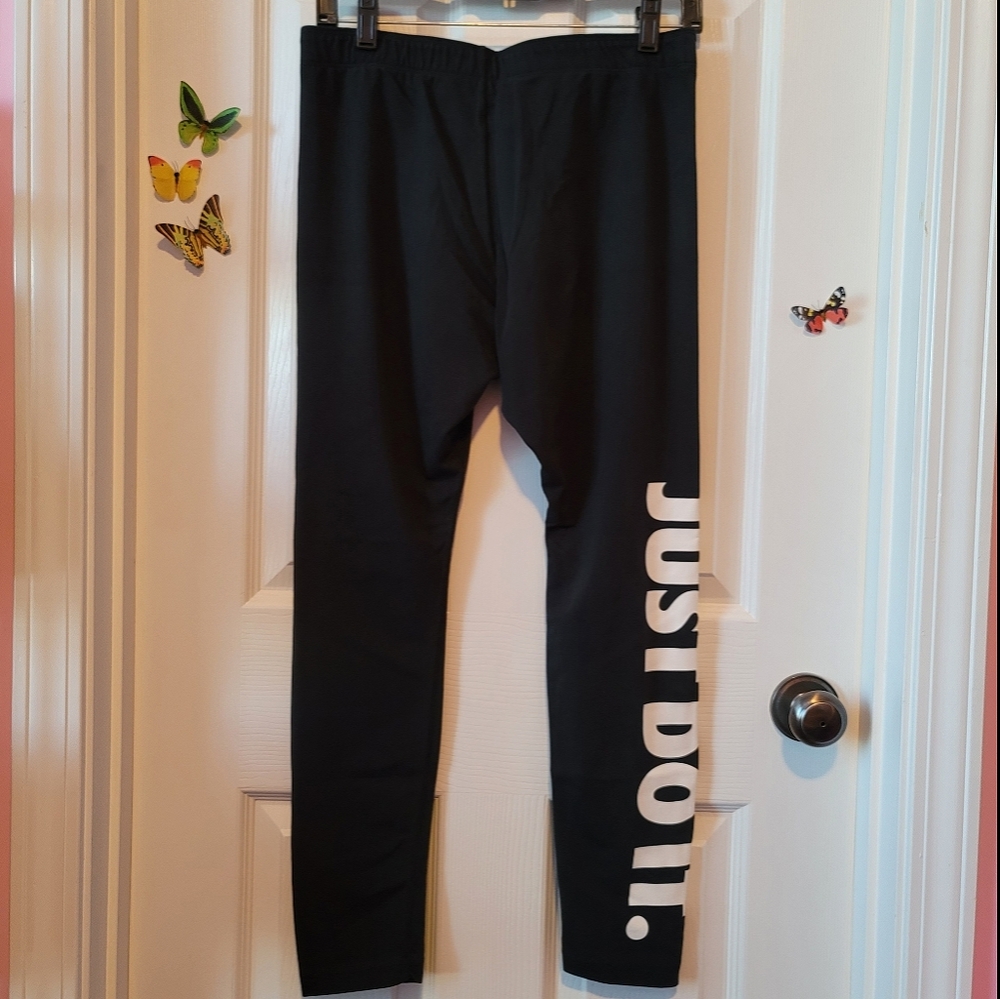 Nike Sportswear (L) Black + White Graphic Leggings